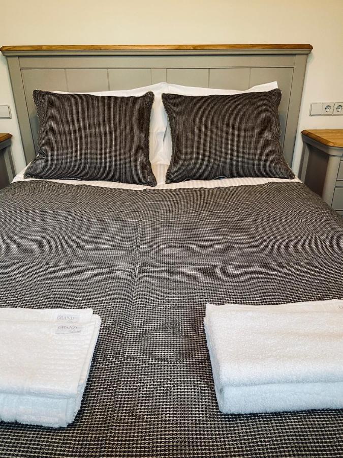 Roze Guest Houses Sklandas Bernāti 外观 照片