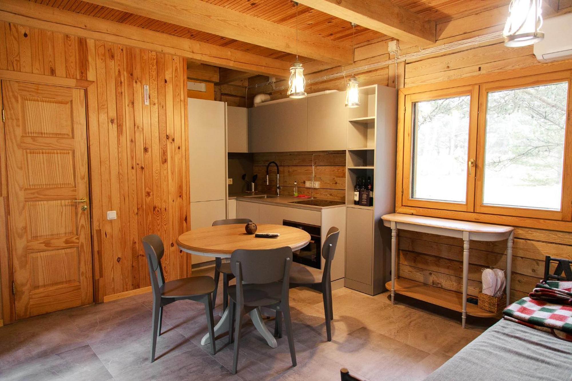 Roze Guest Houses Sklandas Bernāti 外观 照片