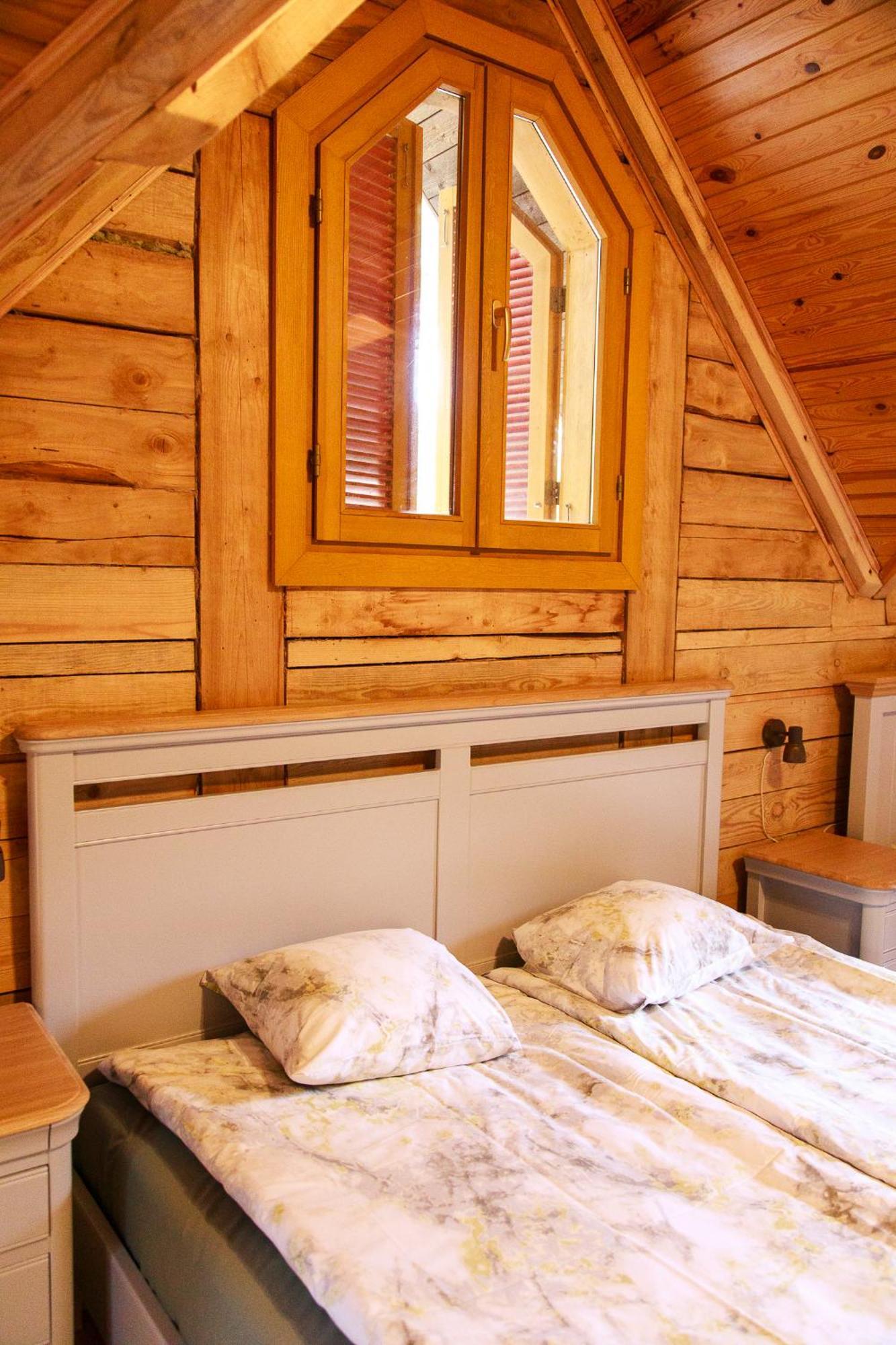 Roze Guest Houses Sklandas Bernāti 外观 照片