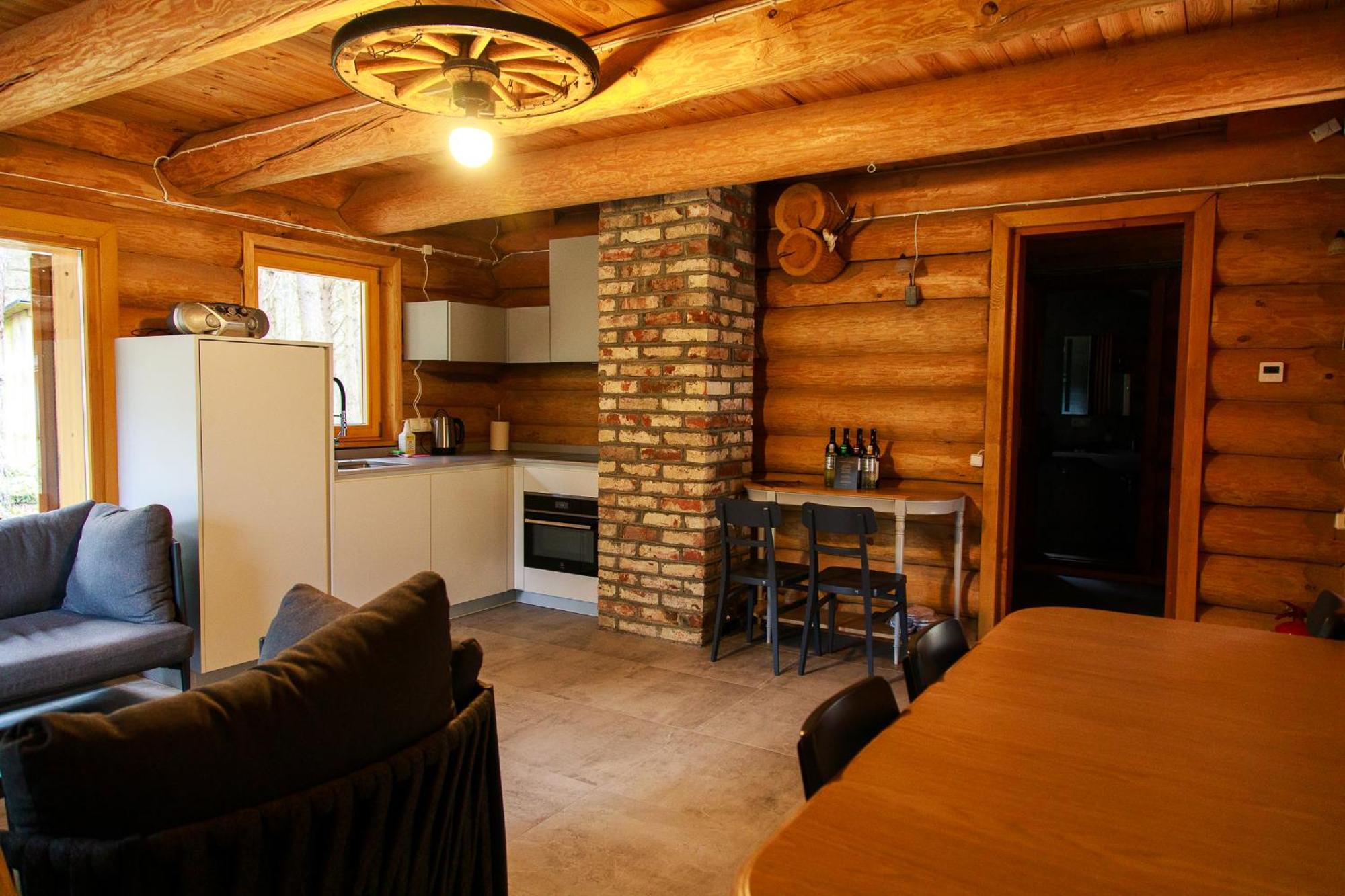 Roze Guest Houses Sklandas Bernāti 外观 照片