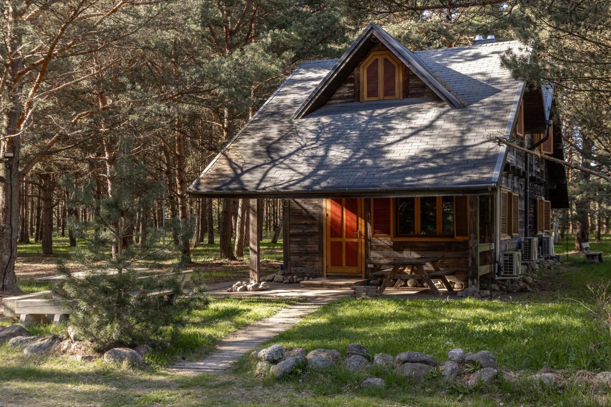Roze Guest Houses Sklandas Bernāti 外观 照片