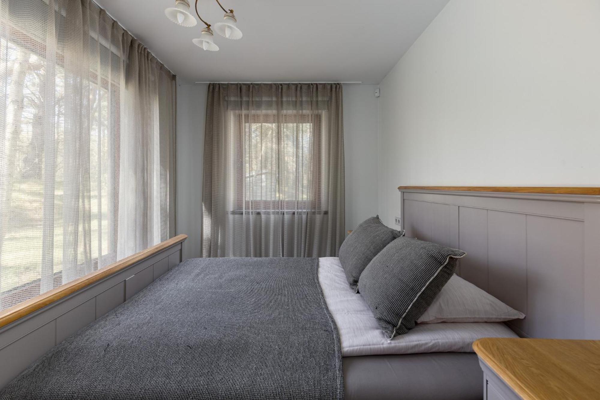 Roze Guest Houses Sklandas Bernāti 外观 照片