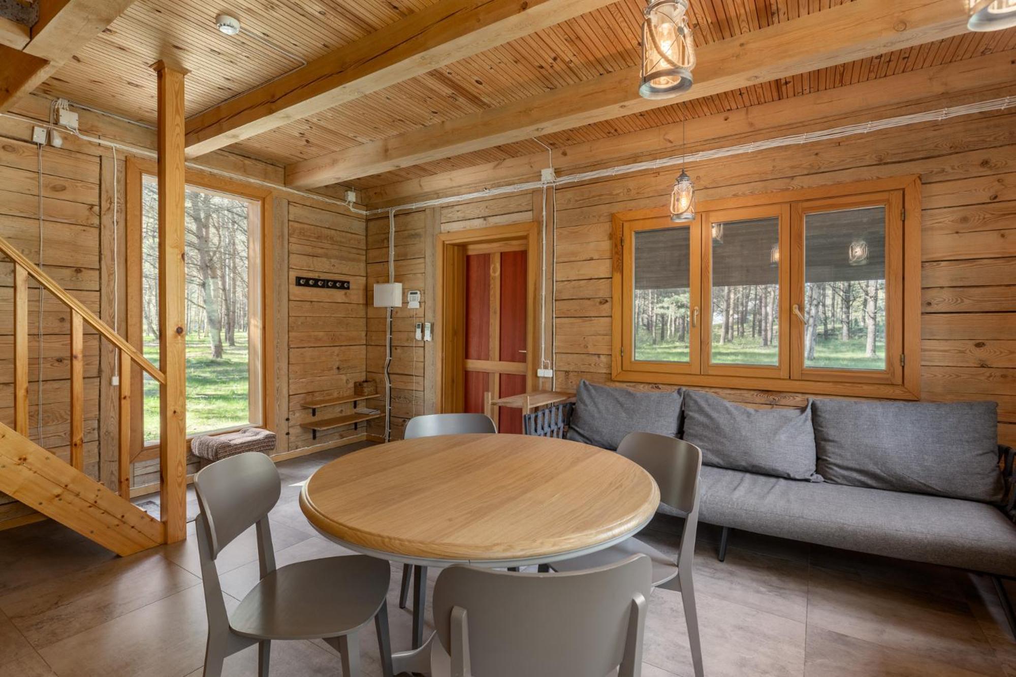 Roze Guest Houses Sklandas Bernāti 外观 照片
