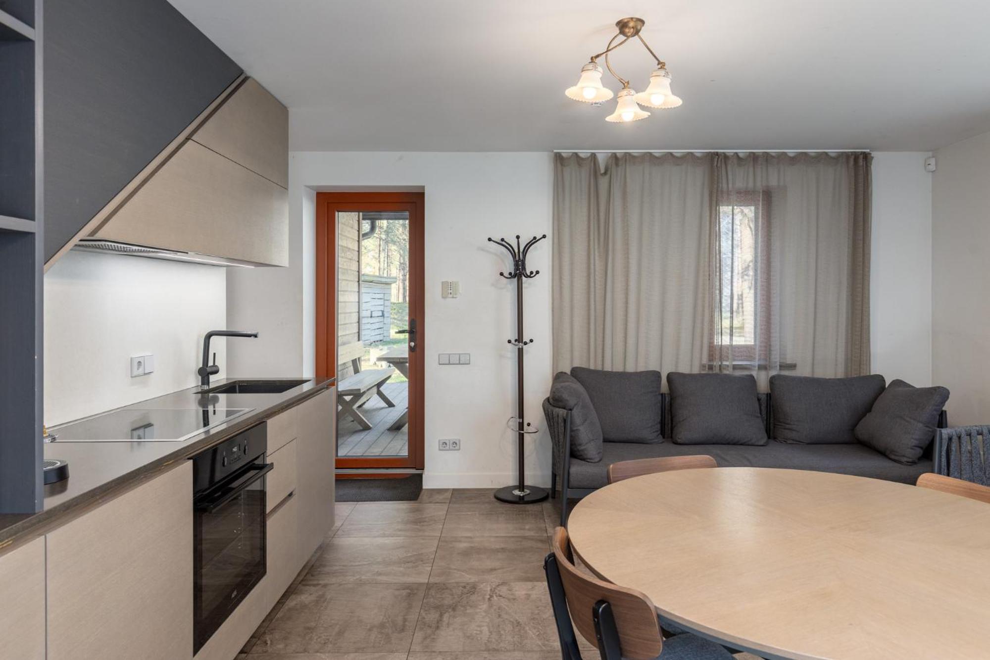 Roze Guest Houses Sklandas Bernāti 外观 照片