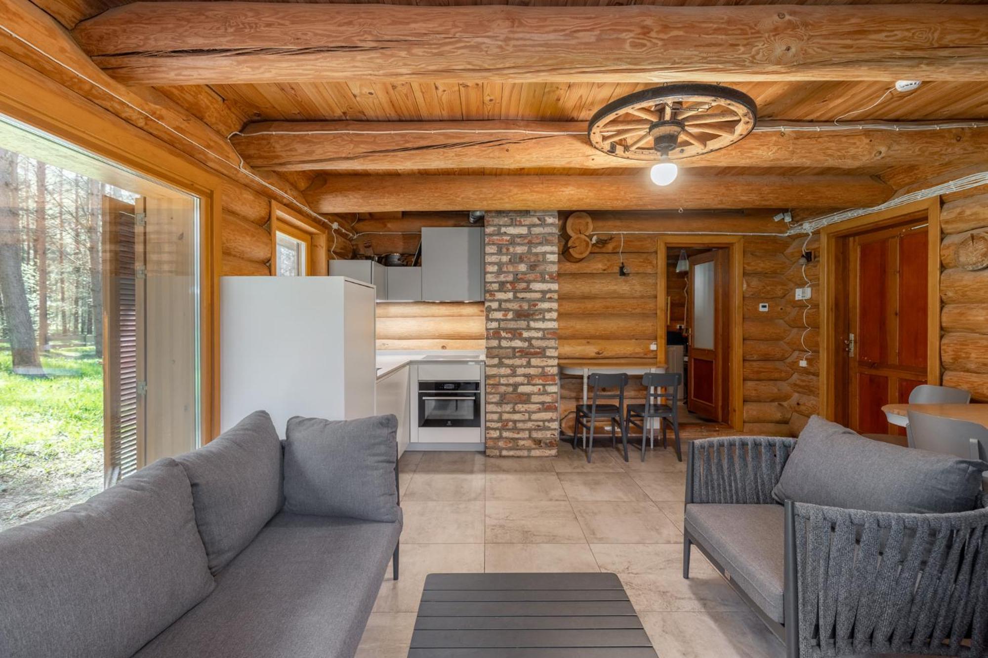 Roze Guest Houses Sklandas Bernāti 外观 照片